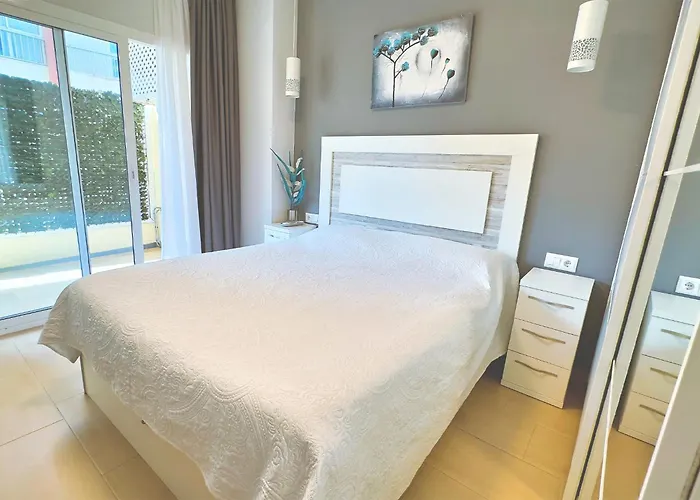 Modern Renovated One Bed In Edificio Apolo Center 마르베야