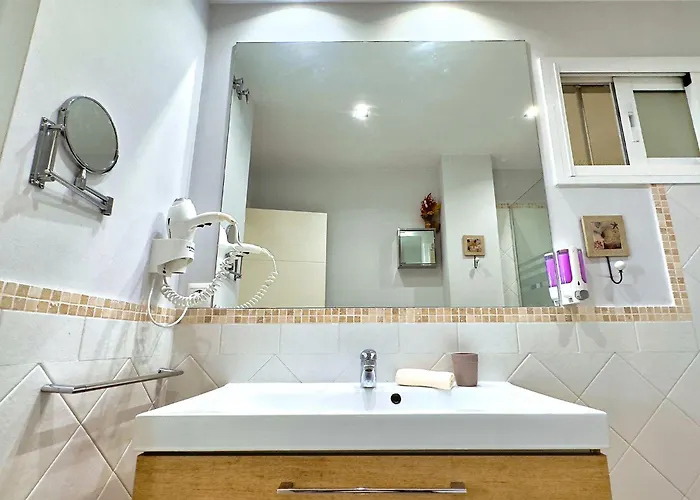 Modern Renovated One Bed In Edificio Apolo Center 아파트 *