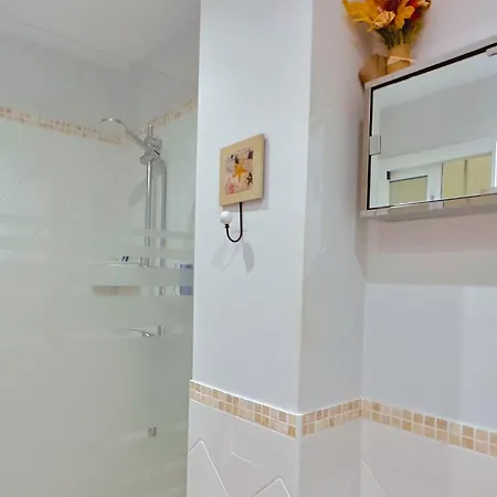 Modern Renovated One Bed In Edificio Apolo Center *