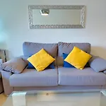 Modern Renovated One Bed In Edificio Apolo Center Апартаменты