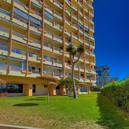 Modern Renovated One Bed In Edificio Apolo Center * Марбелья